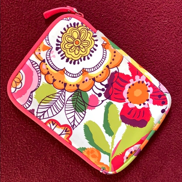 Vera Bradley E-Reader Sleeve - Picture 3 of 6